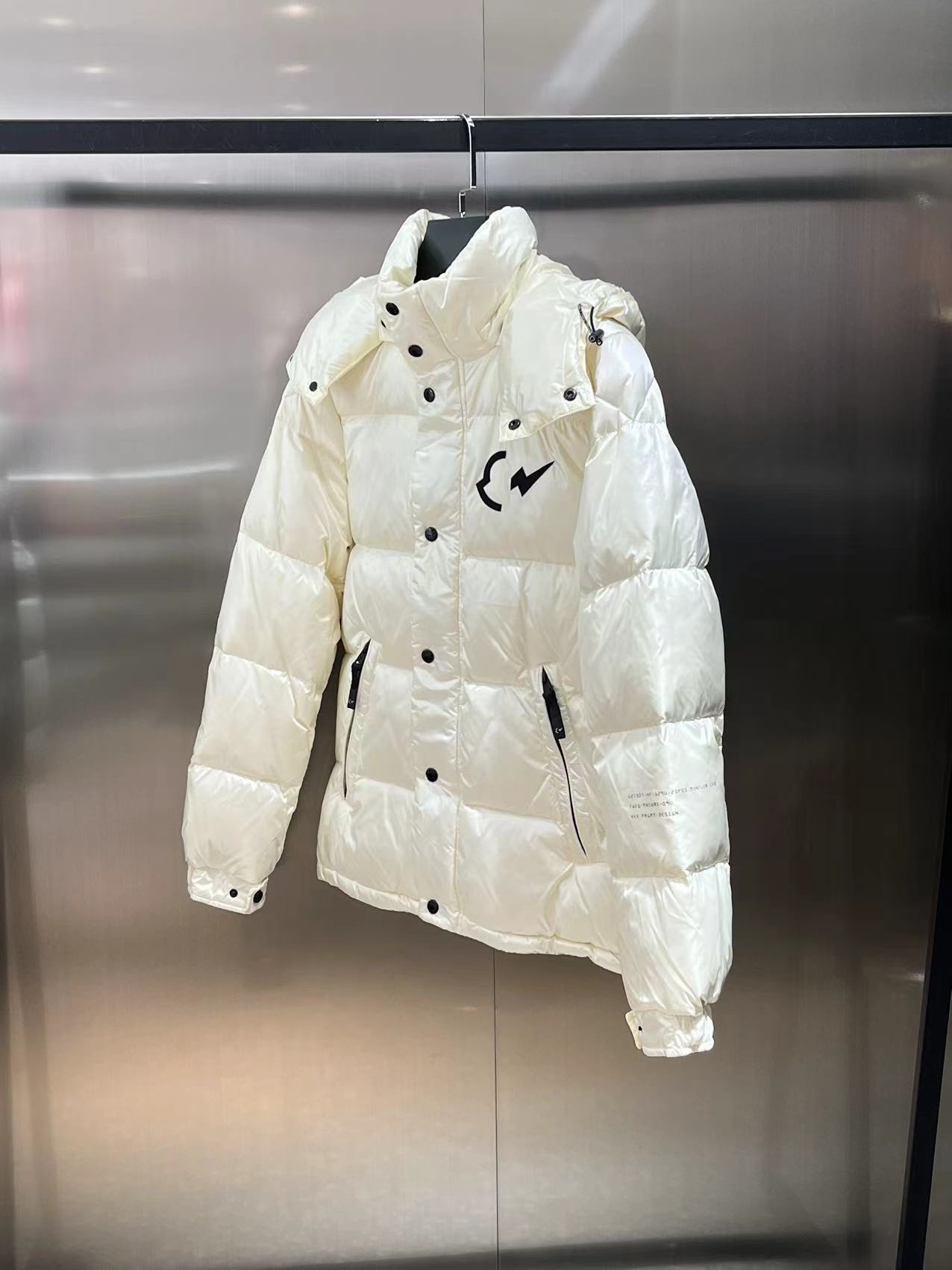 スーパーコピー服後払い国内発送対応N品安全必ず届く信用できるサイト